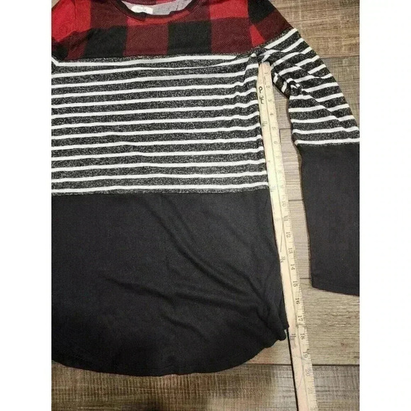 MAURICES Womens XS Tunic Top Pullover Long Sleeves Black Red White - Picture 5 of 6